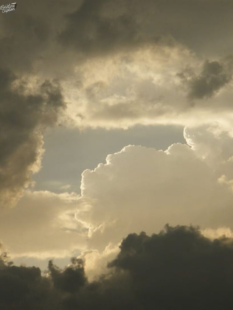 Best Cloudy Captions for Cloudy Picture